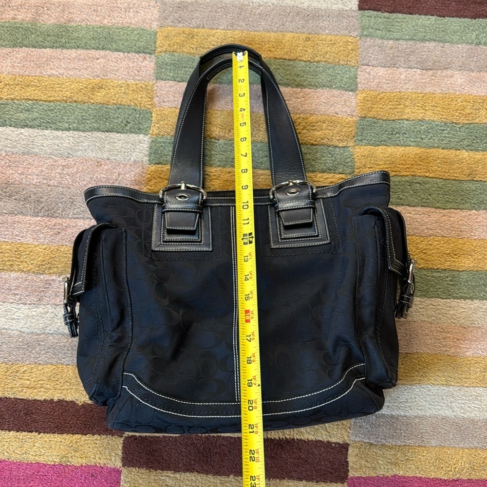 👜 Y2K Vintage Coach Signature C Black Jacquard Tote Bag - Picture 5 of 16